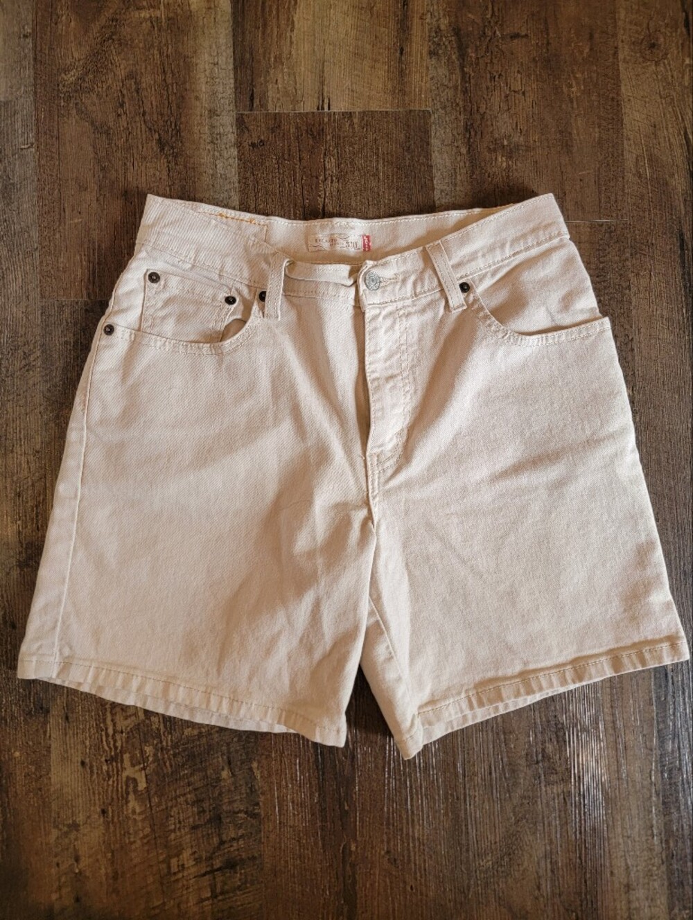 Levi's 550 Shorts